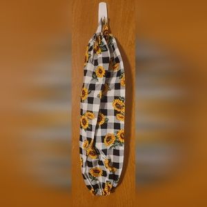 Plaid and Sunflower Bag Holder (for plastic grocery bags)